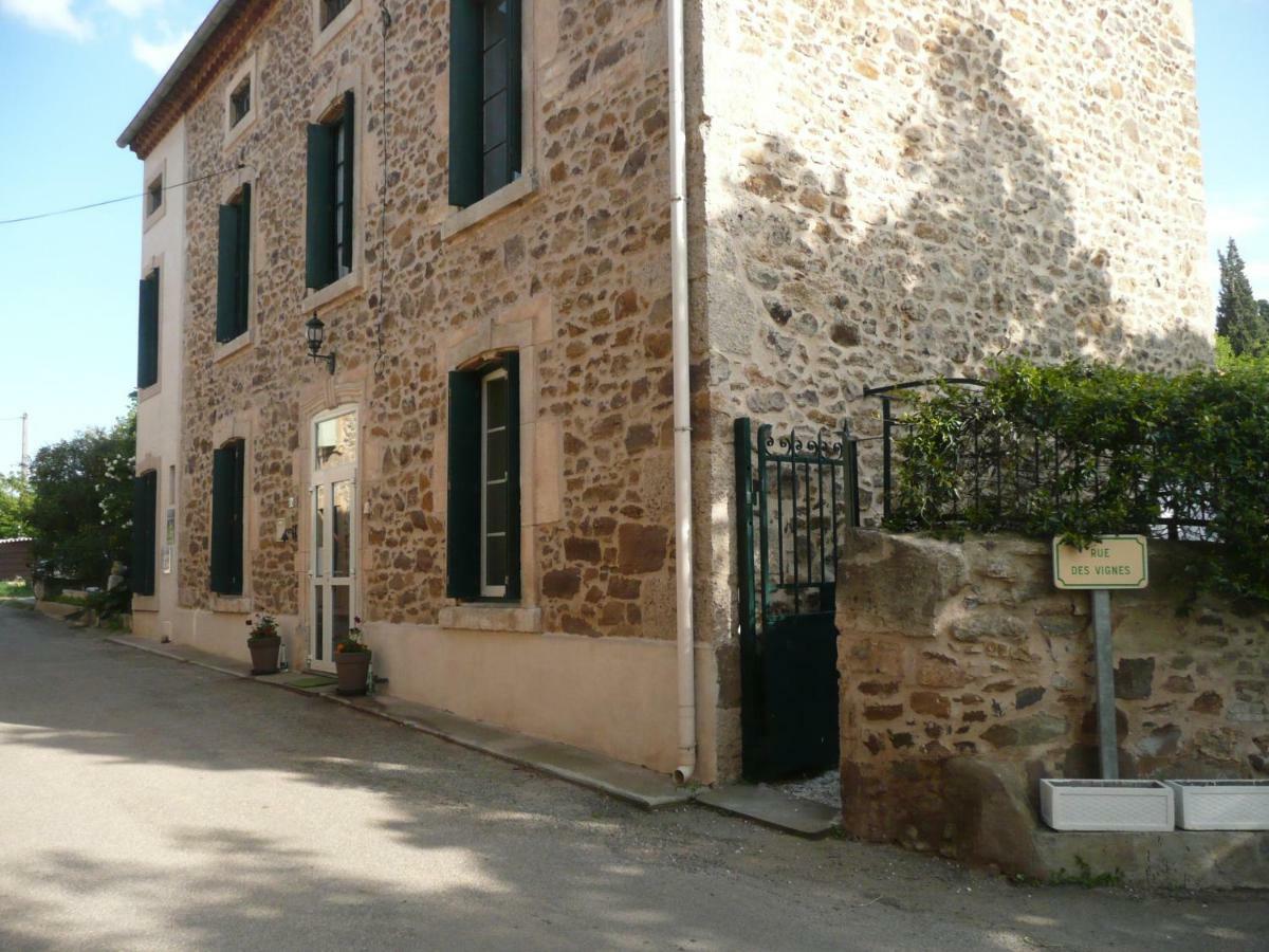 Les Terres Basses Hotel Fabrezan Exterior photo